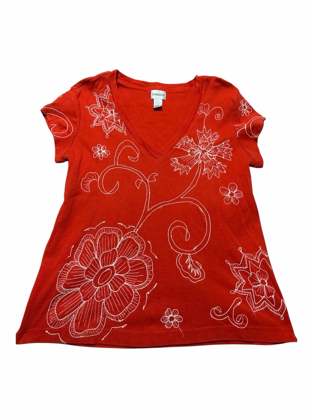 Embroidered Deep Red Floral V-Neck Tee Chico’s Size 1 (Medium) Boho Classic